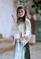 艾莉亚·史塔克|演员麦茜·威廉姆斯 临冬城公爵艾德和凯特琳夫人的