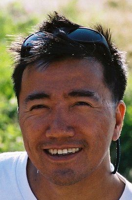 李伯达