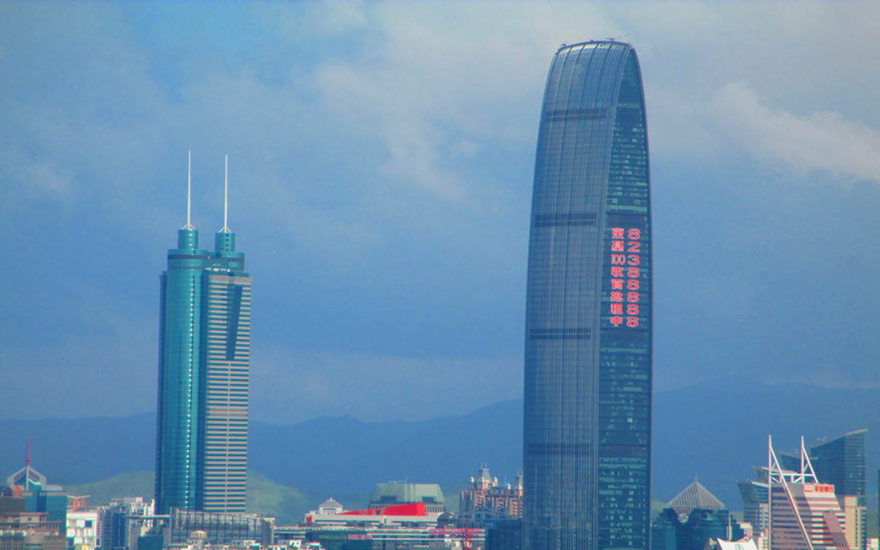 京基100大厦由国际著名建筑设计公司--英国tfp和arup担纲设计,楼高