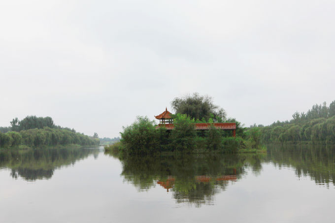 五龙河湿地公园项目由高密交运生态文化产业有限公司建设,总投资16