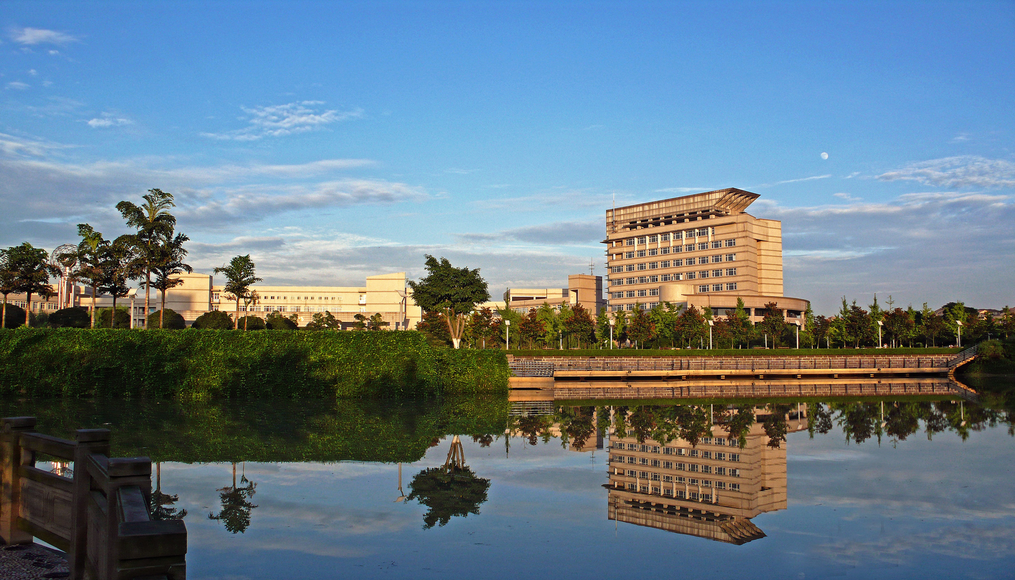 西南石油大学