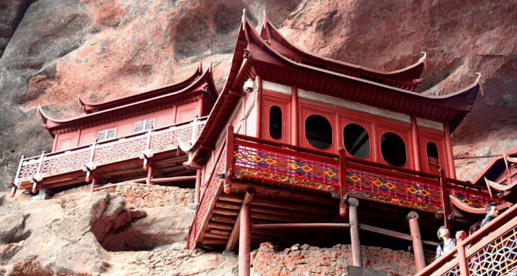 甘露岩寺