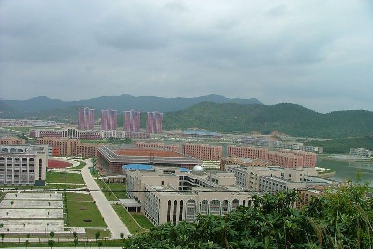 仰恩大学