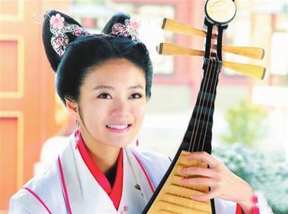 好女春华