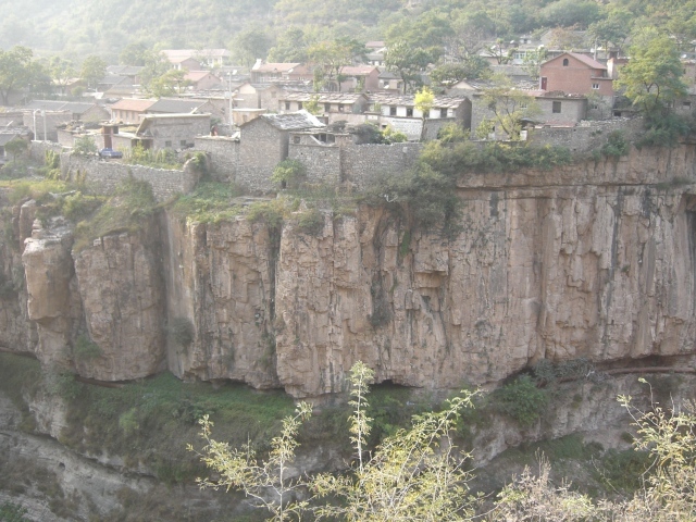 虹梯关大峡谷