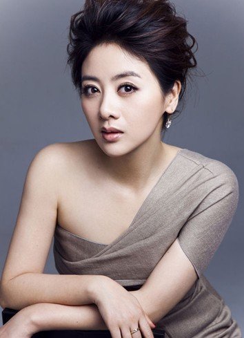 李佳璘 - dz百科