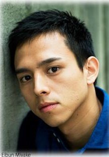 满岛真之介 360百科