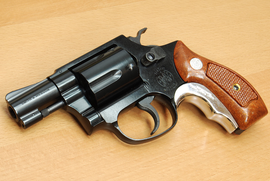 史密斯韦森m36左轮手枪