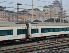 深圳市特快科技有限公司 广东深圳开往成都的直达特快,改经由渝利铁路,遂渝铁路运行