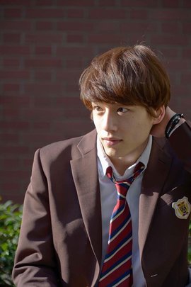 坂口健太郎 360百科