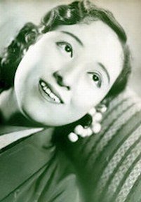 泷花久子 360百科