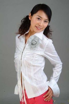 董颖中国内地演员歌手