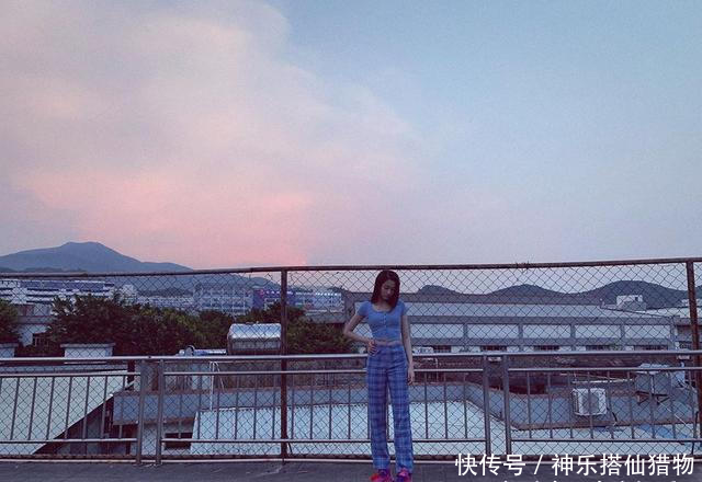 有想日关晓彤的吗