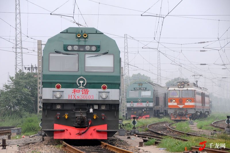 hxn3型内燃机车