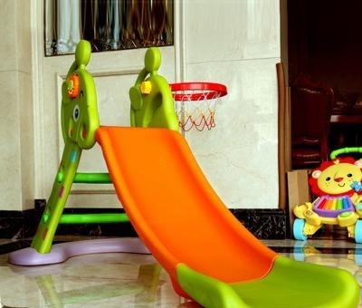 买玩具的买玩具呢