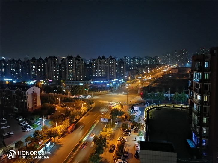 青春版荣耀20的手机