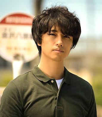 北野裕一郎| 齐藤工 33岁,高中的生物老师.