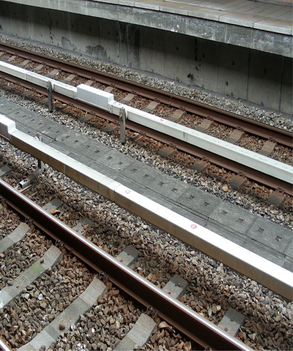 第三轨交通工具电子工程