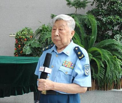 阎肃图册_360百科