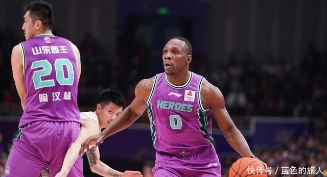 哈德森向全队道歉