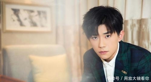 易烊千玺演唱会在上海哪里