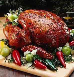 感恩节的食品极富传统色彩.每逢感恩节,美国人必有肥嫩的火鸡可吃.