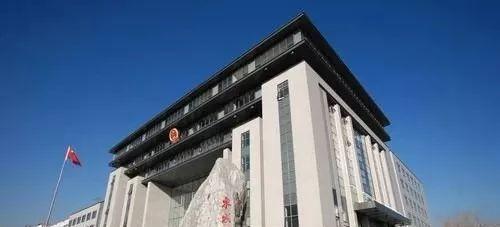 泌尿外科钱小松医生