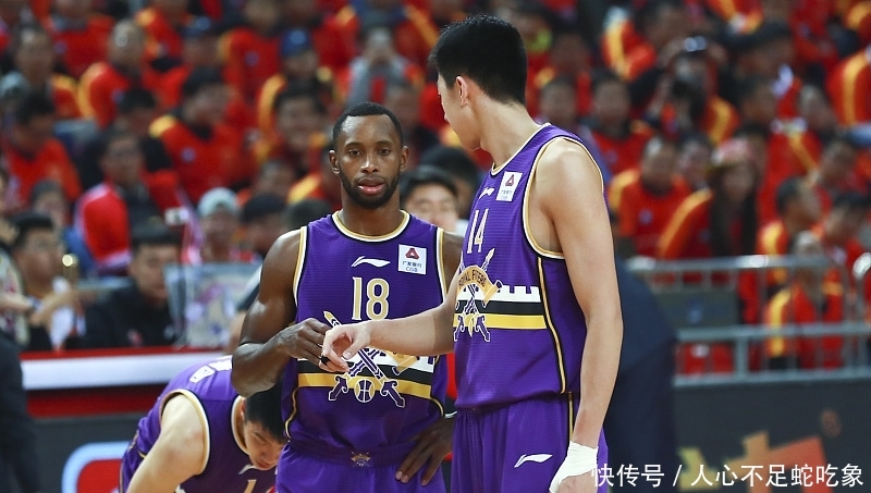 北京北控男篮对山西