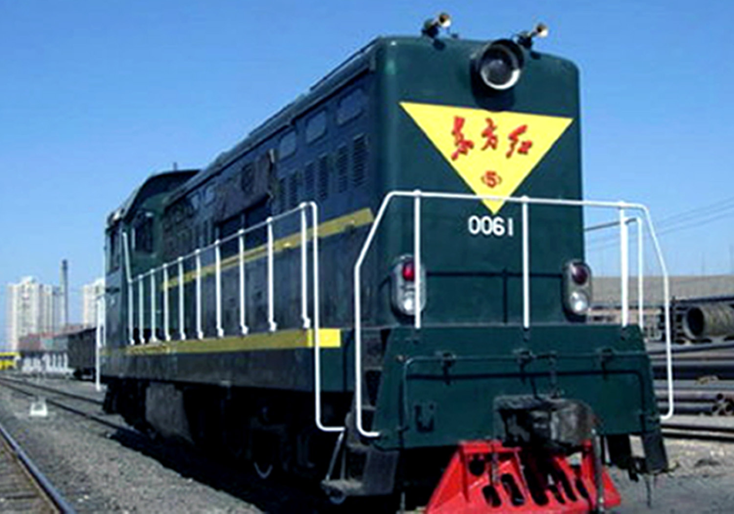 中国历史上第一辆火车头——“0”号蒸气机车-麻辣摄影-麻辣社区