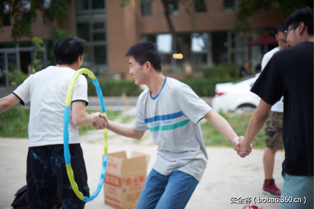 t0185fff9c15e37d41b.jpg http://p1.qhimg.com/t0185fff9c15e37d41b.jpg