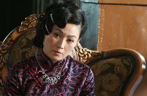 秋蝉演员    王思懿    秋蝉是女主角叶如萍悲剧命运的重要源头,对于