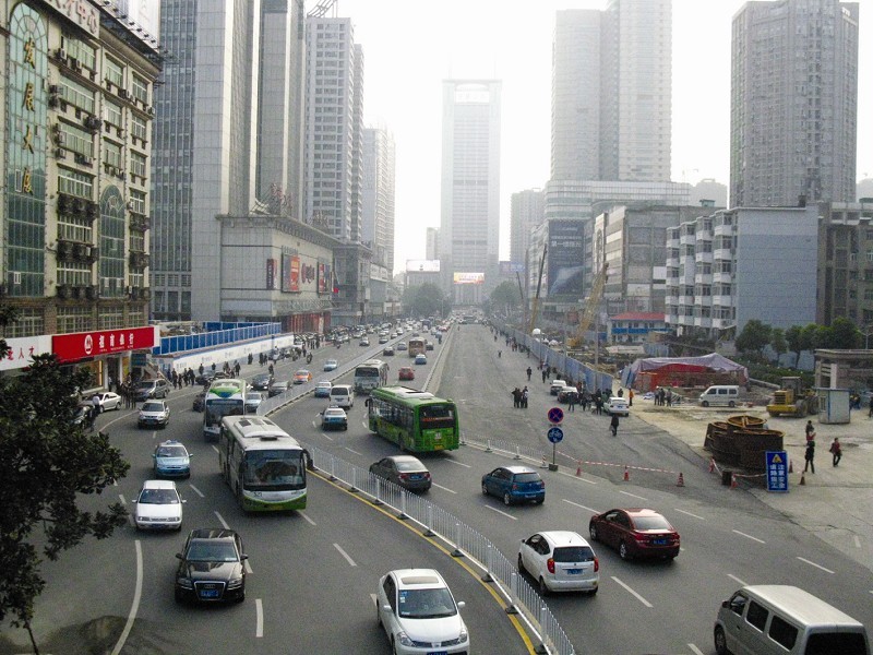 相关百科>中南路街道位于湖北省武汉市武昌区,在区境东部,旧城区大