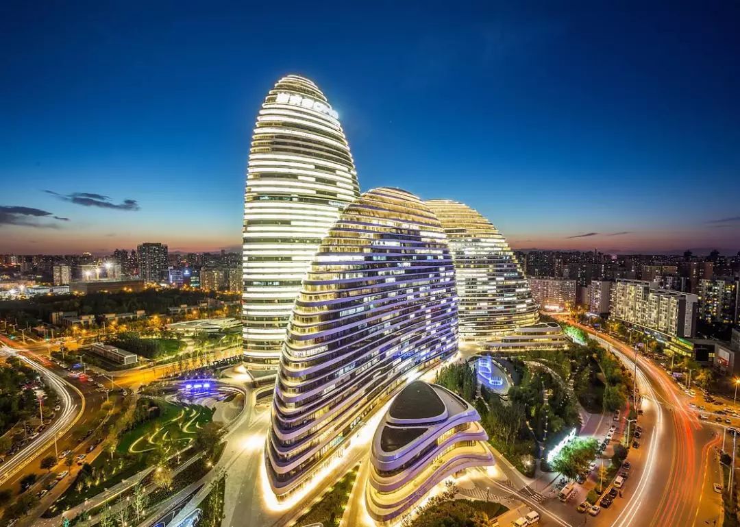北京SOHO现代城-商业建筑案例-筑龙建筑设计论坛