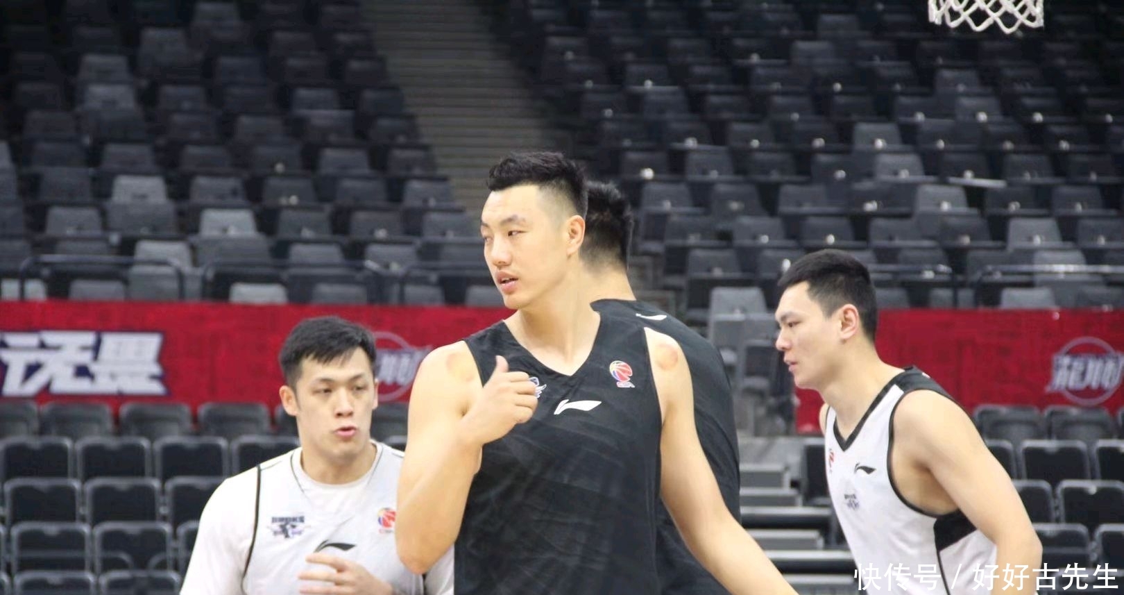 首钢男篮队员尤度