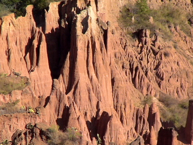 重力侵蚀 (石材)
