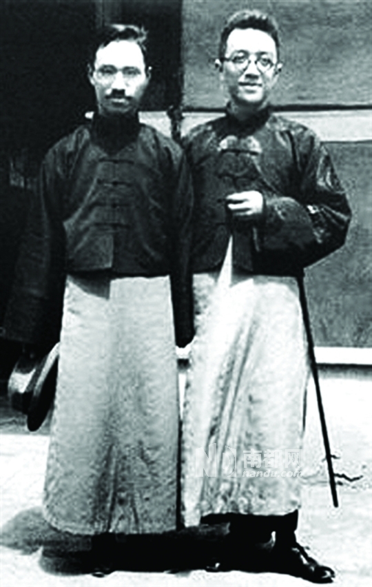 胡适(右)和胡先骕(左)