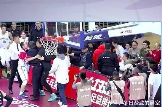 江苏句容市篮协