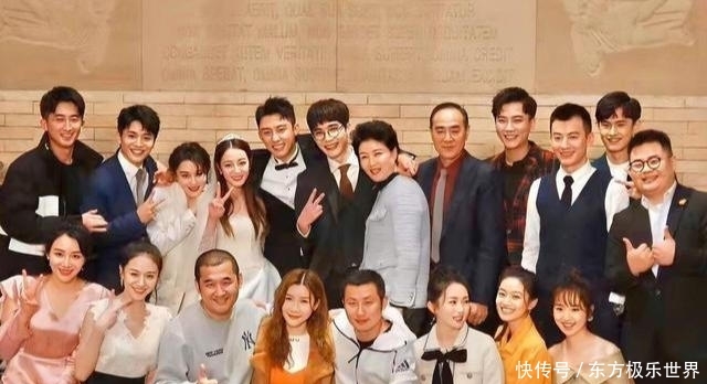 迪丽热巴黄景瑜婚纱