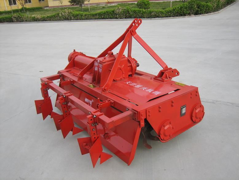 旋耕(农学 名词)旋耕rotary tillage,利用旋耕机的一种整地方式,旋耕