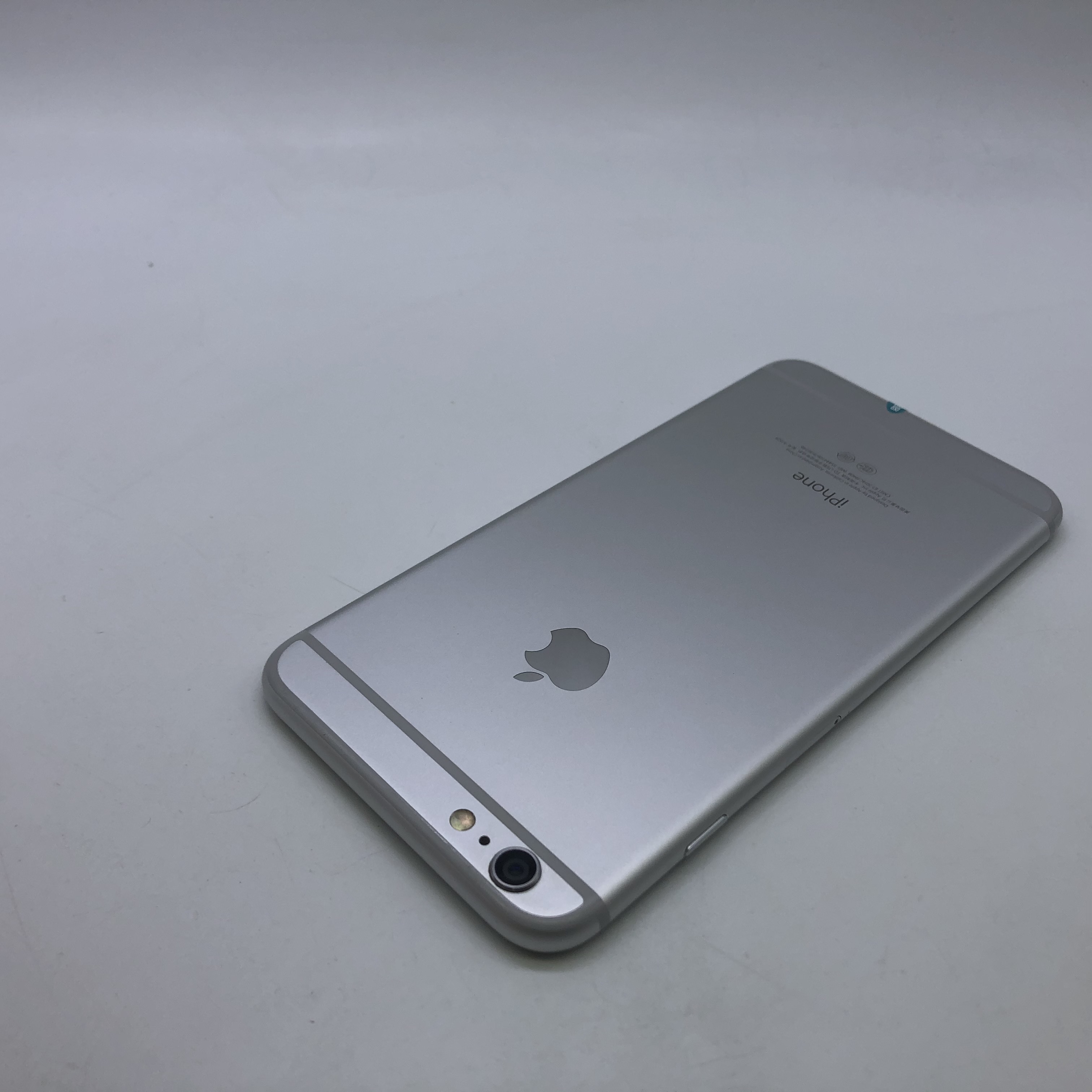 苹果【iphone 6 plus】全网通 银色 16g 国行 9成新
