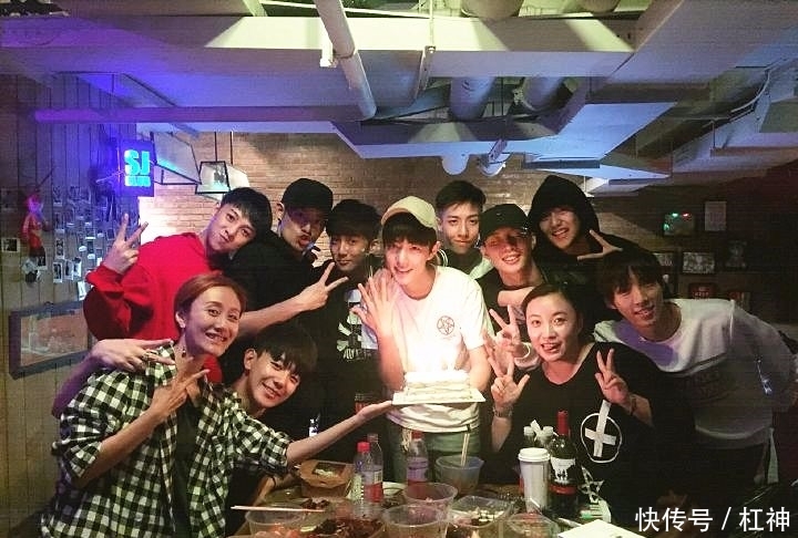 王一博像的明星