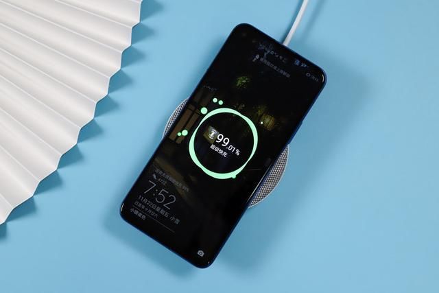 荣耀20pro与v30拍照