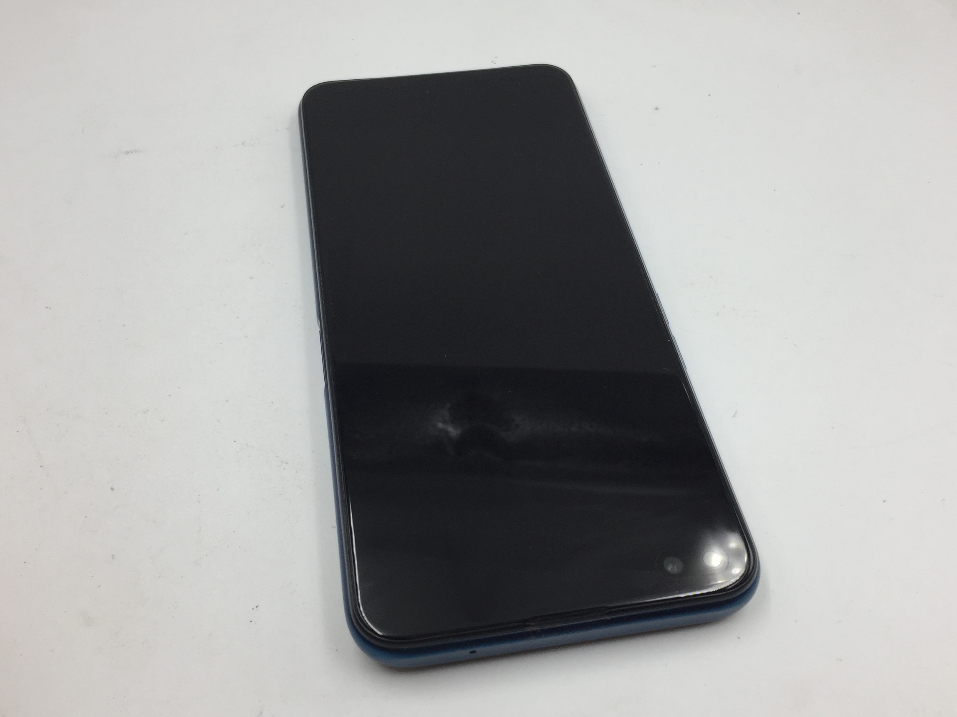 官方质检9成新 5g全网通 极地 12g/256g 国行 realme 真我 x50(5g)
