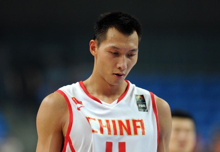 易建联的受伤情况