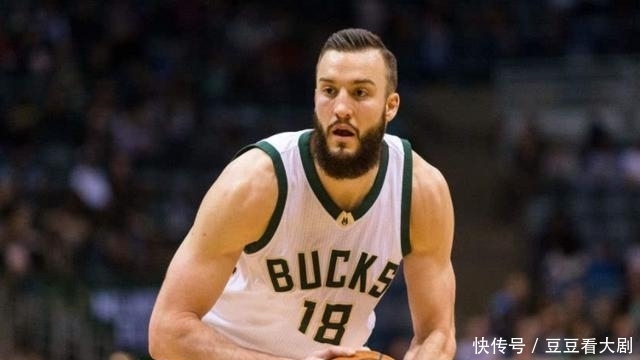 网曝李春江已裁