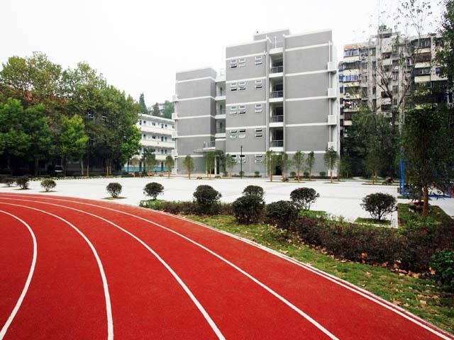 位于武汉市江岸区苗栗路12号,各种教育设施齐全