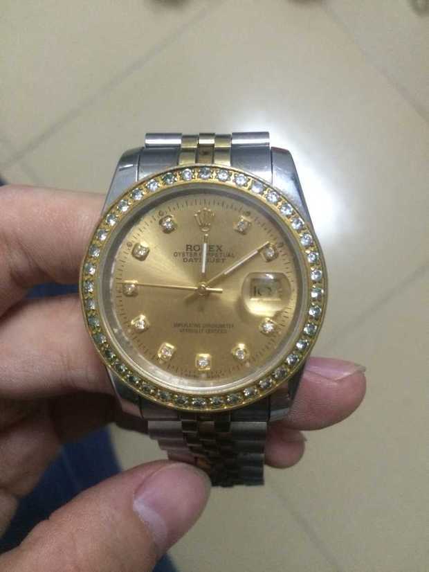 我有一塊勞力士 cl5 72200 手表 是真是假 好搜高清圖片